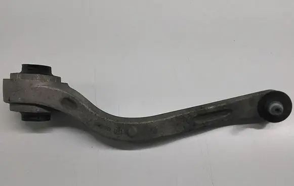 Alfa Romeo Giulia Front lower control arm/wishbone K206003