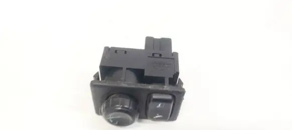 Nissan X-Trail T30 Wing mirror switch