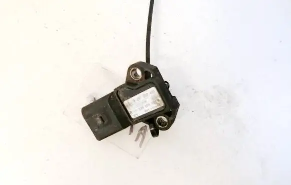 Skoda Octavia Mk2 (1Z) Air pressure sensor 0281002401 038906051c