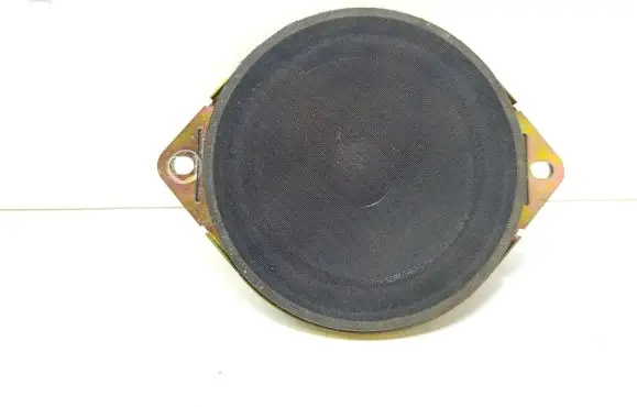 Mitsubishi Pajero Front door speaker 372460