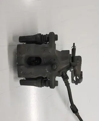 Suzuki Swace Rear brake caliper 4783047111