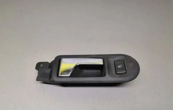 Volkswagen Golf IV Front door interior handle 3B1837114