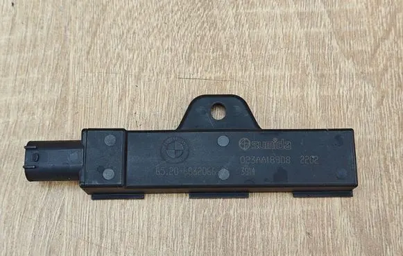 BMW 8 G16 Other devices 6832066