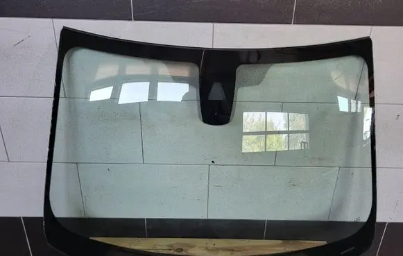 BMW 2 F45 Front windscreen/windshield window 