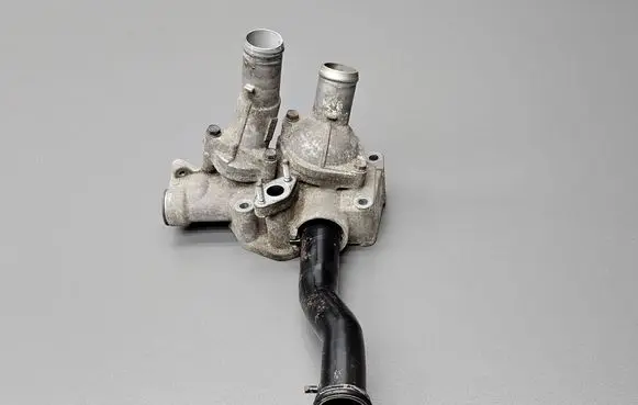 Honda Accord Thermostat housing 