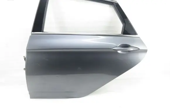 Hyundai i40 Rear door 