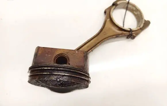 Audi A6 S6 C6 4F Piston with connecting rod 84P43