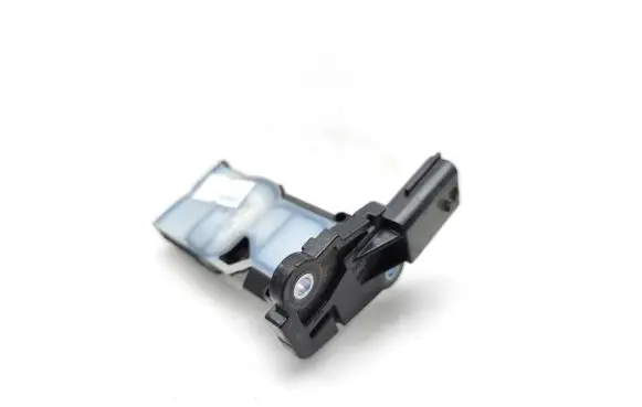 Nissan Qashqai Mass air flow meter 8201680522 226802715R AFH60M51A