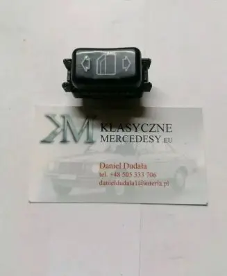 Mercedes-Benz E W124 Electric window control switch 1248204510