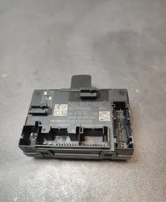 Volkswagen PASSAT B8 Other control units/modules 5Q4959593E