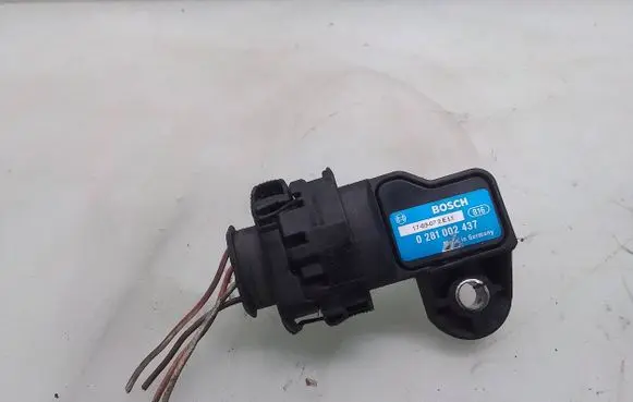 Audi A3 S3 8L Air pressure sensor 0281002437 1703072EL1