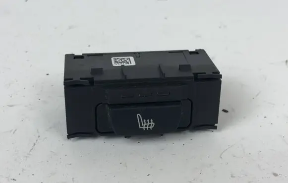 BMW 5 F10 F11 Seat heating switch 9163293 8678916 00033789