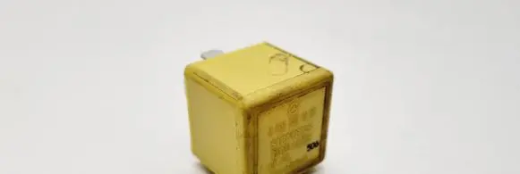 Mercedes-Benz A W169 Other relay A0025421419