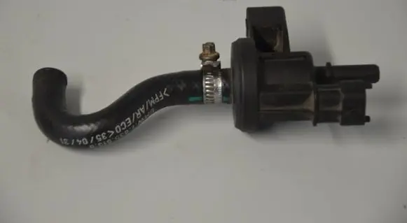 BMW 6 E63 E64 Fuel tank valve 0280142427
