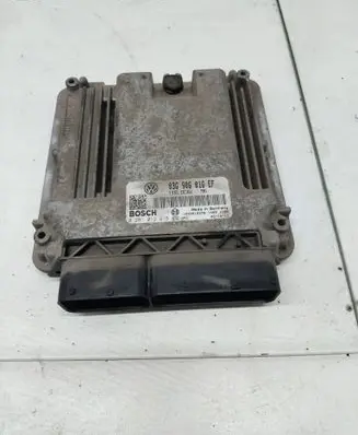 Volkswagen Golf Plus Engine control unit/module 03G906016EF 1039S10378 0281012615