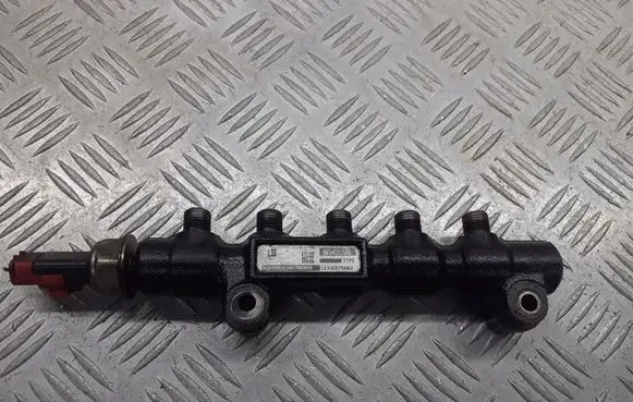 Ford Focus Fuel main line pipe 9654592680