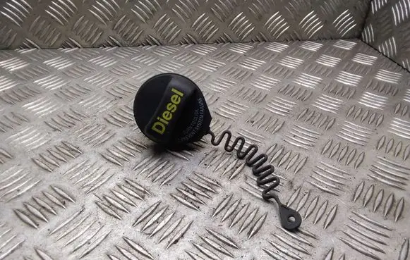 Volvo V60 Fuel tank filler cap 