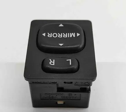 Toyota Hilux (AN10, AN20, AN30) Wing mirror switch 848700D030 E766230