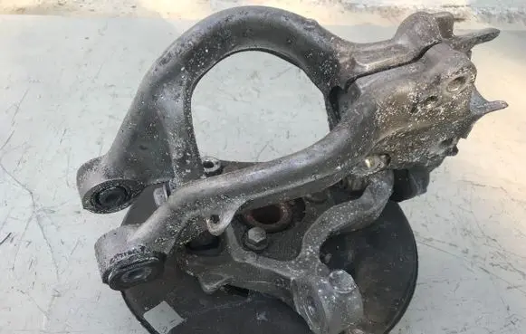 Opel Astra J Front wheel hub 13277215