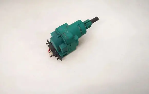 Brake pedal sensor switch
