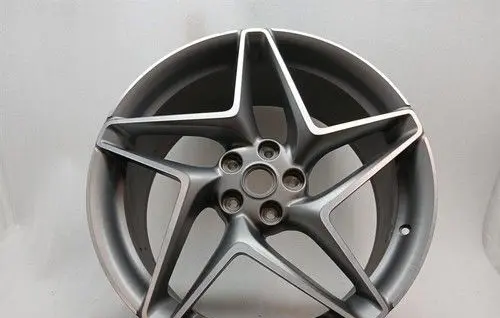 Ferrari FF R20 alloy rim