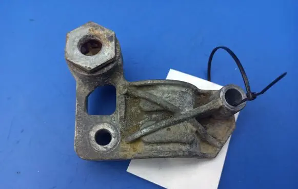 Mercedes-Benz E W211 Sway bar bush bracket, front A2113231126