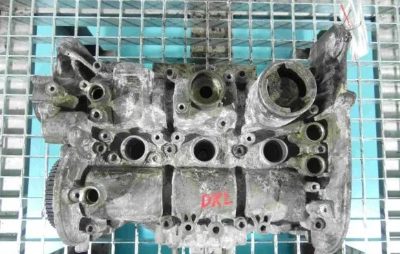 Engine head