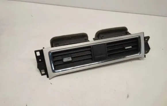 Ford Mustang V Dash center air vent grill AR3319C661A