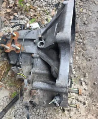 Mazda 323 F Manual 5 speed gearbox