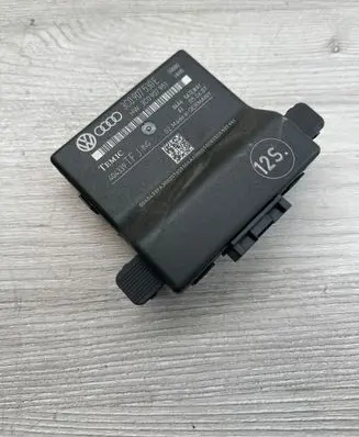 Volkswagen PASSAT B6 Gateway control module 3C0907530E 3C0907951 404339