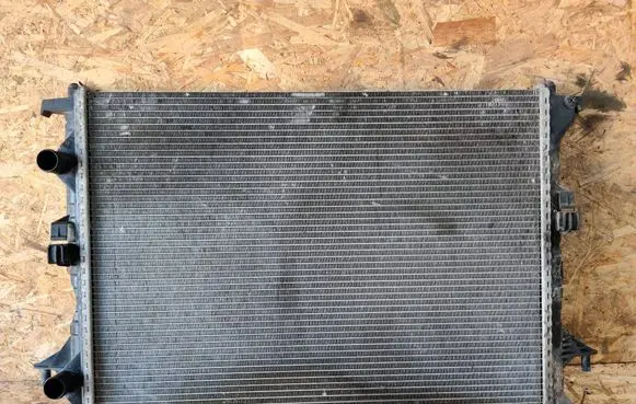Renault Espace IV Coolant radiator 8MK376716311 99000039