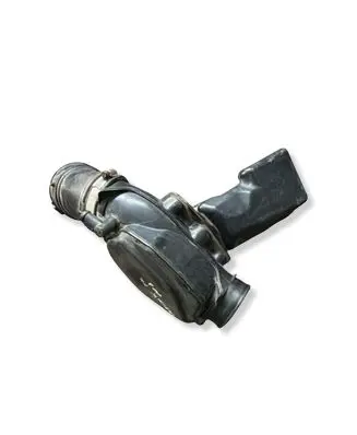 Infiniti FX Air intake duct part 40901