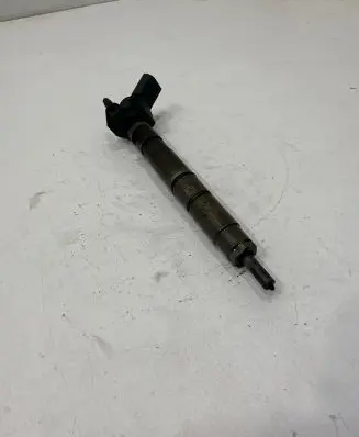 Audi A6 S6 C6 4F Fuel injector 0445115037