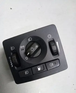 Volvo V50 Light switch 30739300