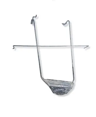 Citroen Jumpy Spare wheel mounting bracket 9812022080