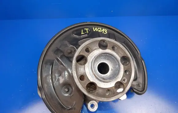 Mercedes-Benz E W213 Stub axle 