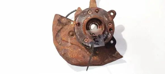 Volkswagen PASSAT B4 Front wheel hub