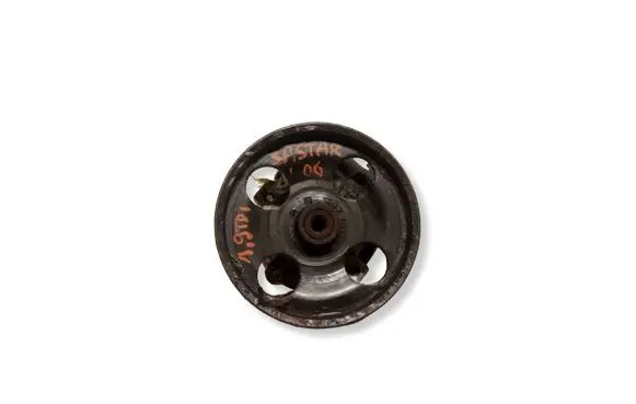 Mitsubishi Space Star Power steering pump 111040C