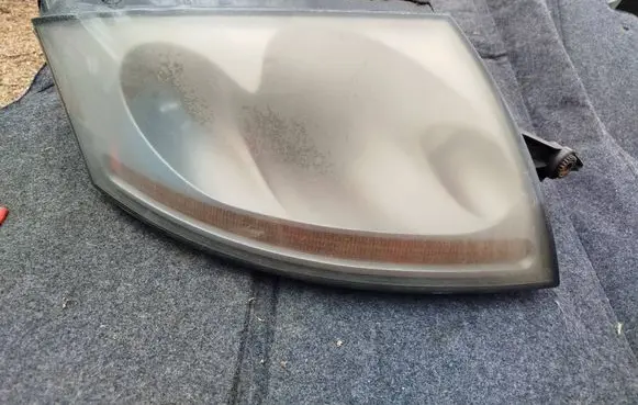 Audi TT Mk1 Headlight/headlamp 8N0941004BN 0301164686