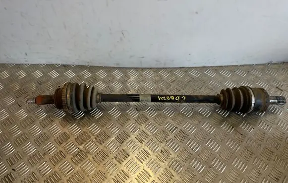 Hyundai Santa Fe Rear driveshaft 496002B010