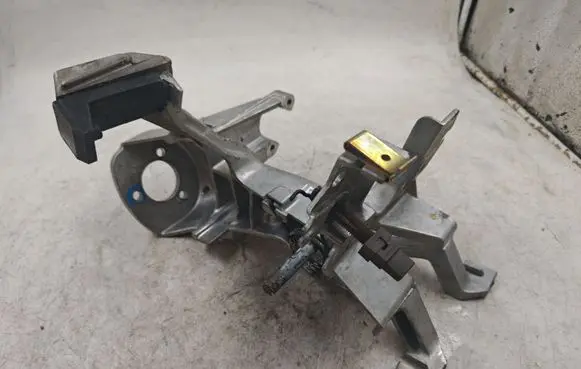 Audi 80 90 B3 Brake pedal bracket assembly GERMANY
