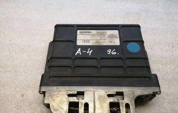 Audi A4 S4 B5 8D Gearbox control unit/module 01N927733L 00EH000196 5WP2111