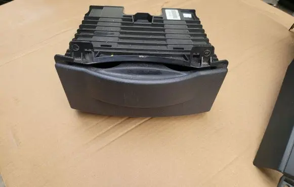 Chrysler Voyager Cup holder 