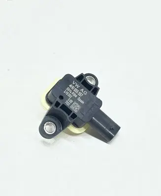 Audi A8 S8 D4 4H Airbag deployment crash/impact sensor 4H0955557 170302