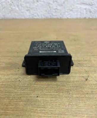 Mercedes-Benz CLS C219 Other relay A2118703126 00827802