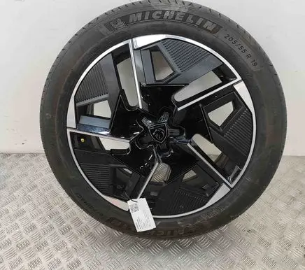 R19 alloy rim