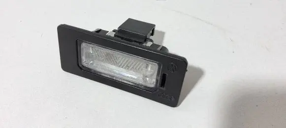 Audi A5 8T 8F Number plate light 8T0943021