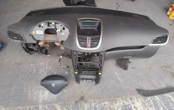 Peugeot 207 Airbag set 