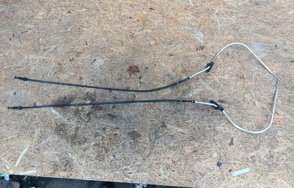 Skoda Roomster (5J) Handbrake/parking brake wiring cable 6Q7711952 6Q7711951