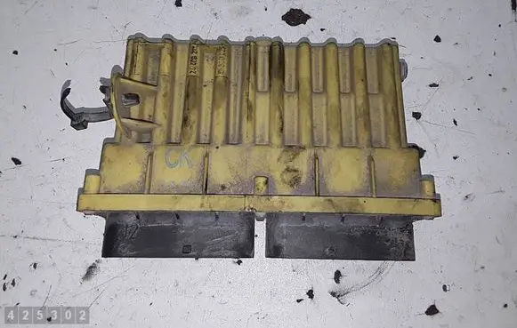 Opel Astra G Coolant fan relay 24409212 804025